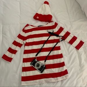 Waldo costume